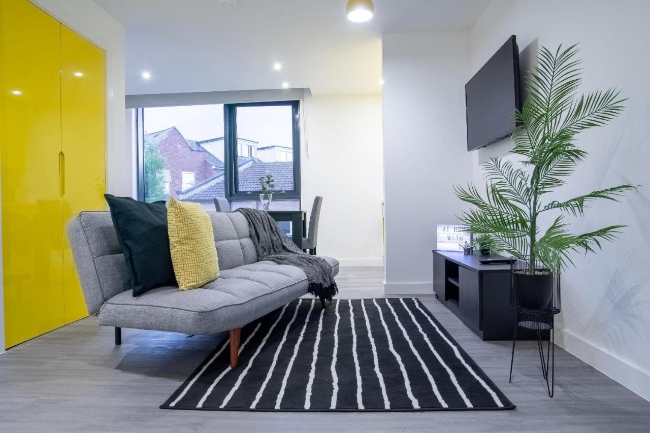 Royal Riverside Apartments Sheffield Centre - Opulent Living Dış mekan fotoğraf
