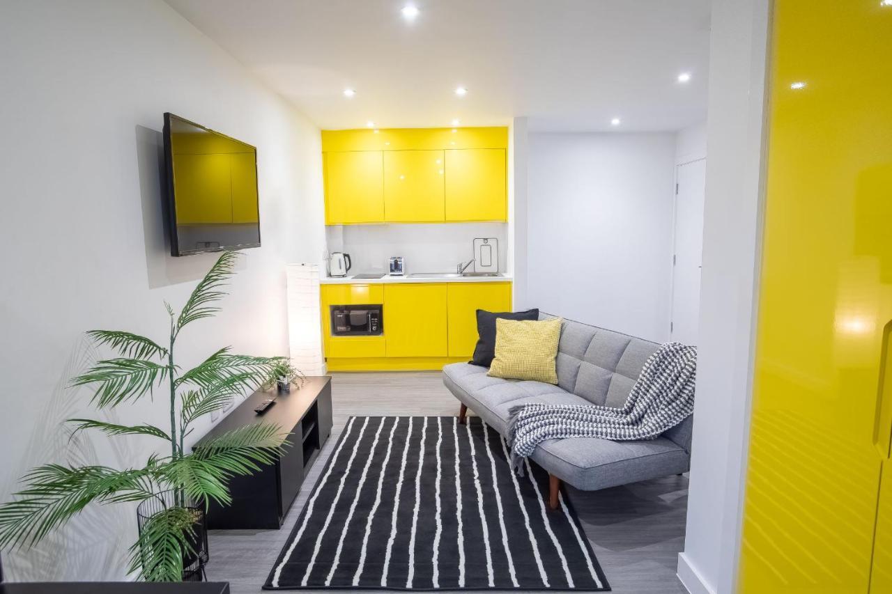 Royal Riverside Apartments Sheffield Centre - Opulent Living Dış mekan fotoğraf